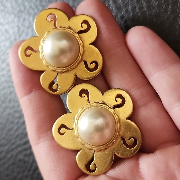 VTG Robert Rose earrings - Picture 2 of 7